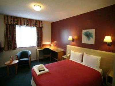 Days Inn Bradford M62 Buitenkant foto